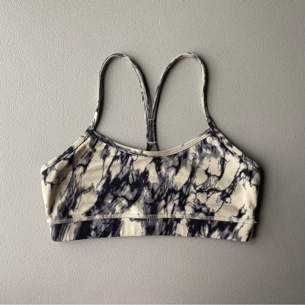 Lululemon Flow Y Nulu Bra